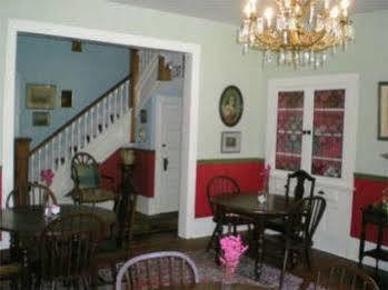 Oak Manor Inn Hartsville Exterior foto